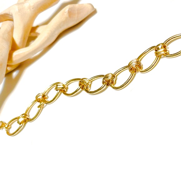 Statement gold minimalist bracelet